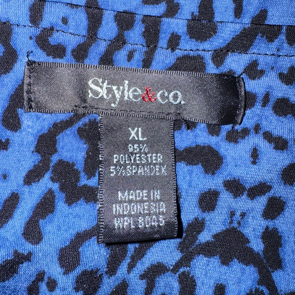 Style & Co. XL Blue and Black Leopard Print V-Neck Faux Wrap Blouse - Picture 3 of 4